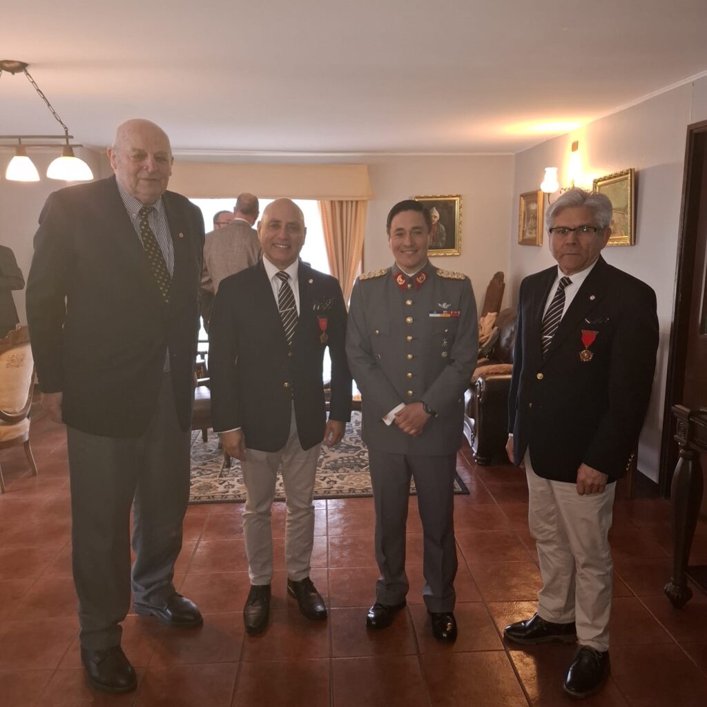 Ágape con hijos de fundadores