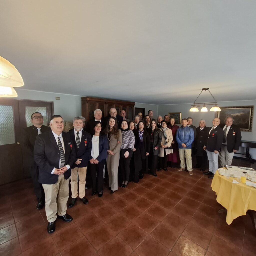 Ágape con hijos de fundadores